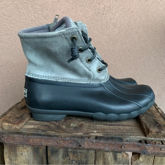 Sperry Women’s Saltwater Duck Boot - Picture 2 of 8